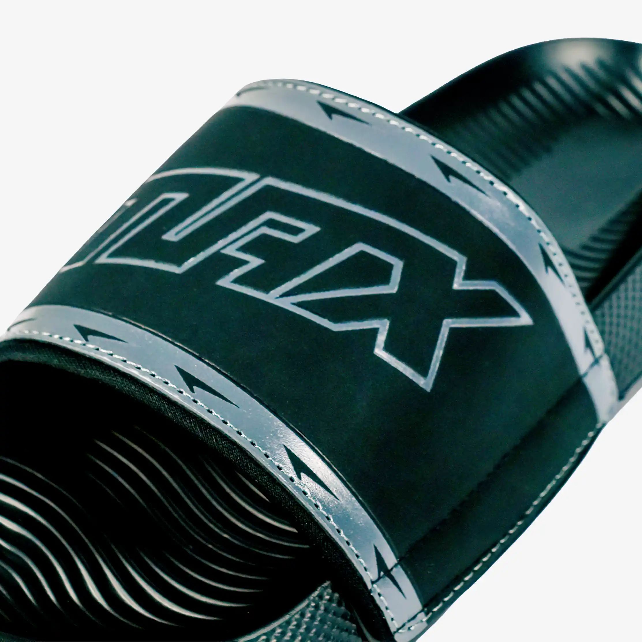 CHANCLAS MAX SLIDE - Image 15